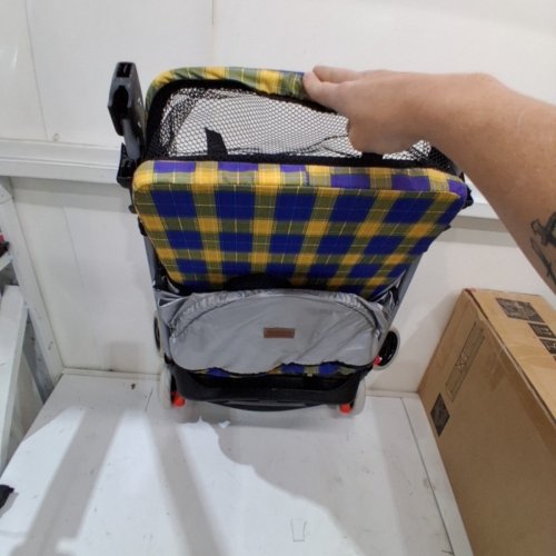 BESTPET 4-WHEEL POSH FOLDING WATERPROOF PORTABLE TRAVEL PET STROLLER WITH CUP HOLDER - 33LBS MAX - YELLOW PLAID (MODEL: BP-S8012T-YELLOW PLAID)) image 5