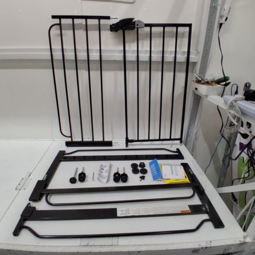 REGALO EASY STEP EXTRA WIDE SAFETY GATE - 29 - 49" X 30" - BLACK (MODEL: 1164 EB DS) image 2