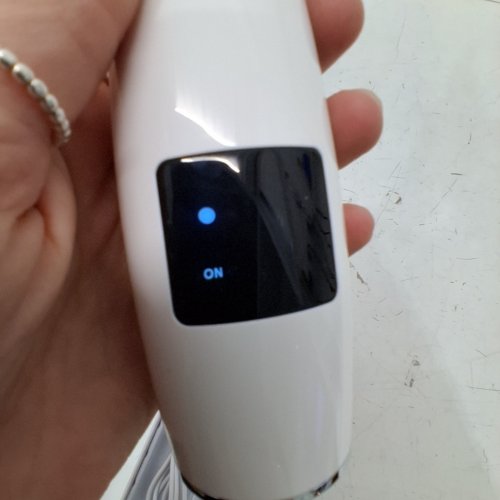 RECHARGEABLE VACUUM BLACKHEAD REMOVER - WHITE/BLUE image 2