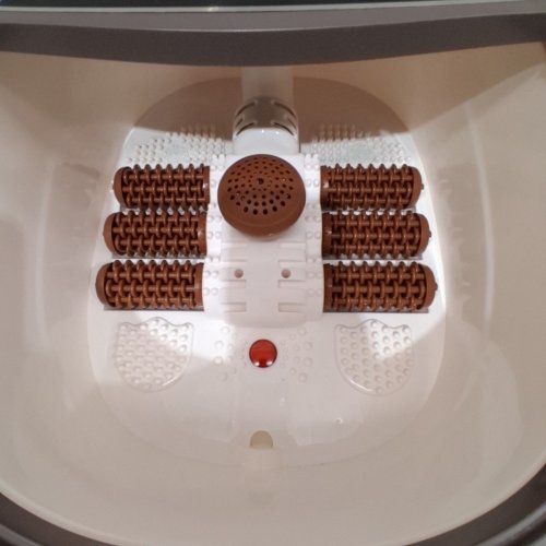RENPHO FOOT SPA BATH MASSAGER, MOTORIZED MASSAGE, FAST HEATING, POWERFUL BUBBLE JETS & AUTOMATIC SHIATSU MASSAGING ROLLERS (MODEL: JD-618) image 4