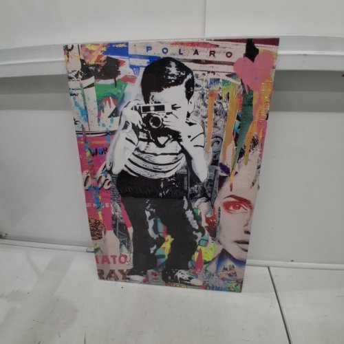 GRAFFITI WALL ART BANKSY CAMERA BOY CANVAS PRINT - 24" X 16" - MULTICOLOUR image 2