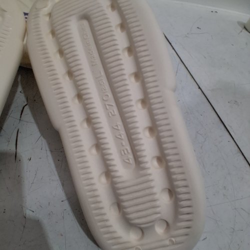 UNISEX MELLOW SOFT CLOUD SLIDES / SLIPPERS - MEN'S : 9-10 / WOMEN'S : 10-11 - CREAM (MODEL : ML05) image 4