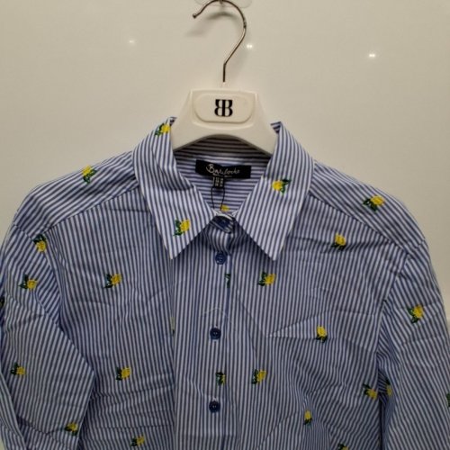 WOMEN'S BARILOCHE STRIPED LEMON EMBROIDERED BUTTON-UP SHIRT - SMALL / MEDIUM - 38 - BLUE / WHITE / YELLOW (STYLE : ANADON) image 4