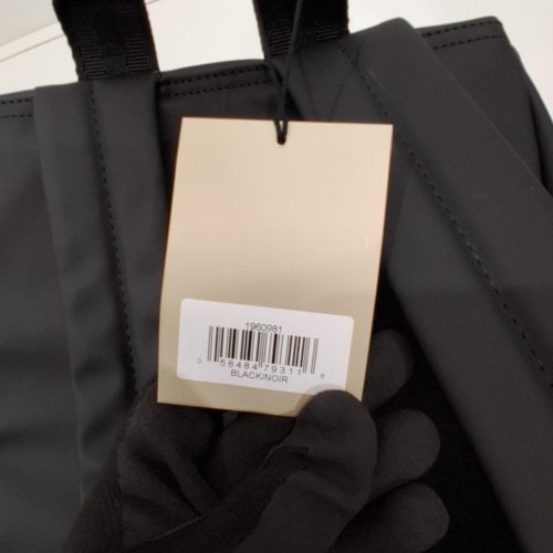 HUNTER TOP CLIP BACKPACK WITH LAPTOP POCKET - 16L - BLACK (STYLE: 1960981) image 6