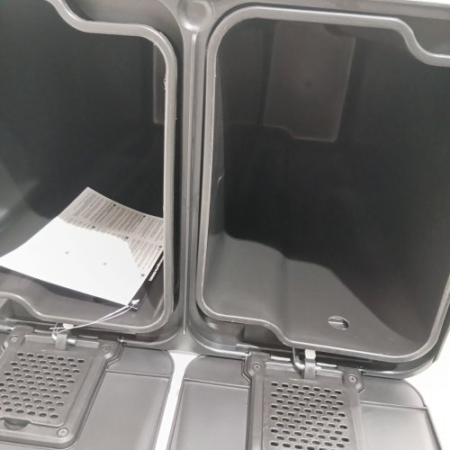 SONGMICS DUAL STEP LID TRASH CAN WITH PLASTIC INNER BUCKETS AND HINGED LIDS - 2 X 30 L BINS - SILVER (MODEL: LTB741EZ01) image 6