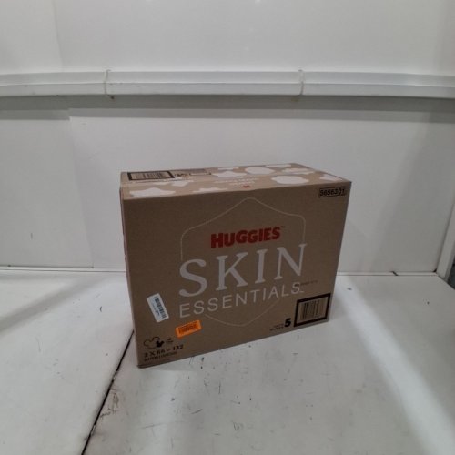 132PK HUGGIES SNUG AND DRY DIAPERS - SIZE 5 image 2
