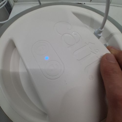 CATIT PIXI SMART VACUUM FOOD CONTAINER WITH TOUCH-CONTROLLED LID WITH LED LIGHT AND AUDIO ALERTS - 9.3L - GREY/WHITE (MODEL: 43756) image 2