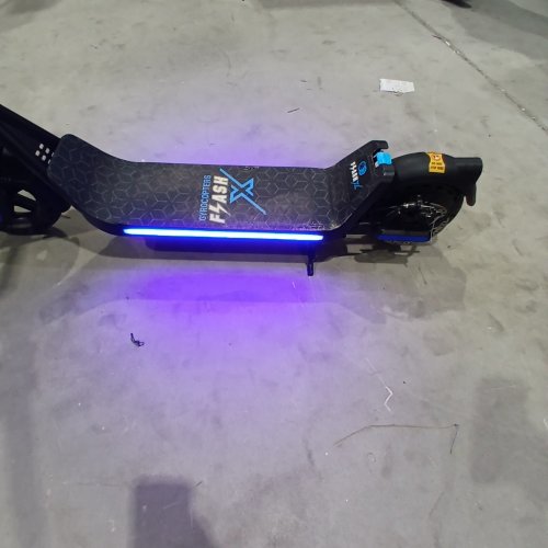 GYROCOPTERS FLASHX ELECTRIC SOOTER WITH SMART ANTI-THEFT LOCK APP - 30KM/H - BLACK/BLUE - (MODEL: FLASHX) image 4