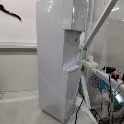 FRIGIDAIRE TOP-LOAD HOT & COLD WATER COOLER/DISPENSER - FITS 3-5 GALLON BOTTLES - WHITE (MODEL: EFWC498) image 6