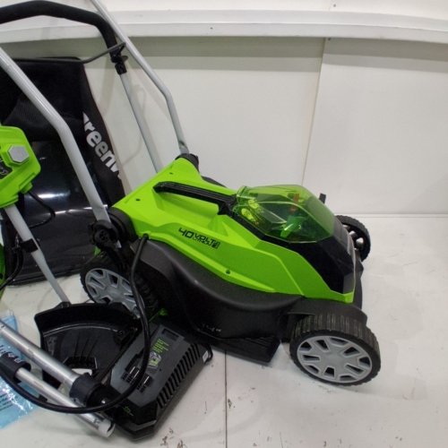 2PC GREEN WORKS LAWN MOWER & STRING TRIMMER WITH BATTERY AND CHARGER - 40V 14" MOWER 12" STRING TRIMMER - GREEN image 5