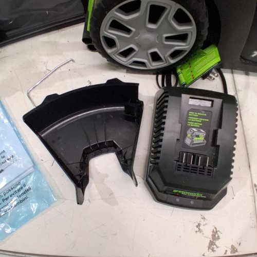 2PC GREEN WORKS LAWN MOWER & STRING TRIMMER WITH BATTERY AND CHARGER - 40V 14" MOWER 12" STRING TRIMMER - GREEN image 6