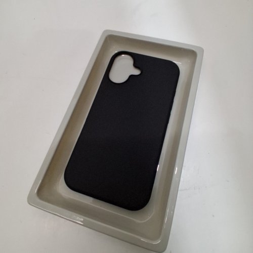 HEYDAY MAGSAFE SILICONE CASE FOR IPHONE 16 - BLACK image 2