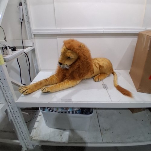 MELISSA AND DOUG GIANT LION STUFFED LIFELIKE ANIMAL - (MODEL: ‎2102) image 2