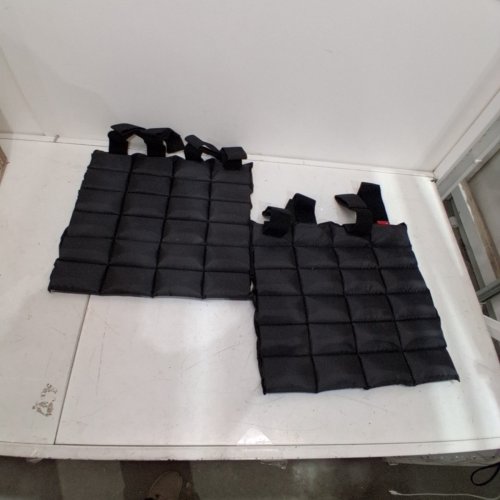 2Pk WORLD-BIO HORSE REUSABLE ICE BOOTS WRAPS WITH STRAPS - 16" X 16" - BLACK image 2