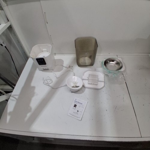 FRIENHUND SMART PET FEEDER COMPATIBLE WITH ALEXA - 7L CAPACITY - WHITE (MODEL: ACF100W) image 3