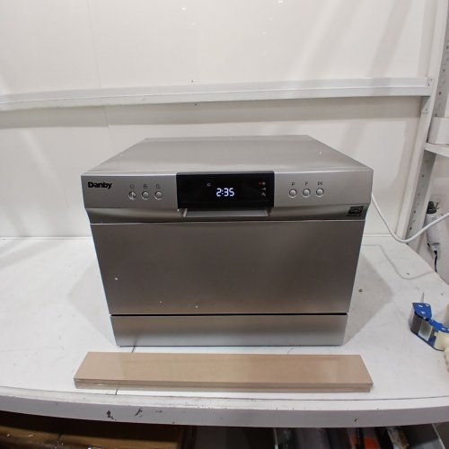 DANBY COUNTERTOP DISHWASHER WITH 6 PLACE SETTINGS WITH STAINLESS STEEL INTERIOR WITH 8 WASH CYCLES WITH QUICK CONNECT AND DELAY START - SILVER (MODEL: DDW631SDB) image 3