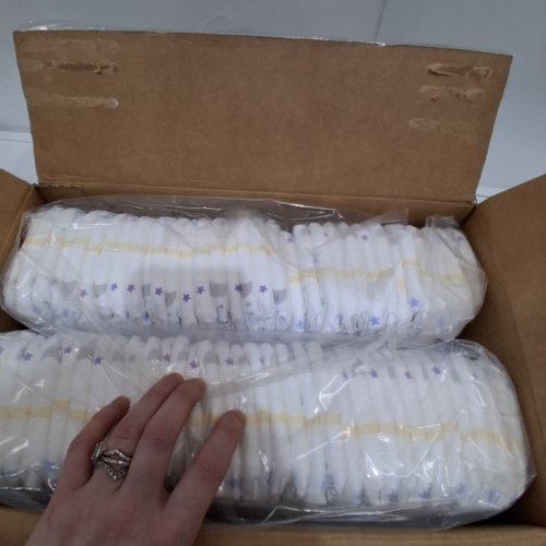 66PK HUGGIES OVERNITES EXTRA ABORBENCY NIGHTTIME BABY DIAPERS - SIZE3 - WINNIE THE POOH (MODEL: 53597) image 3