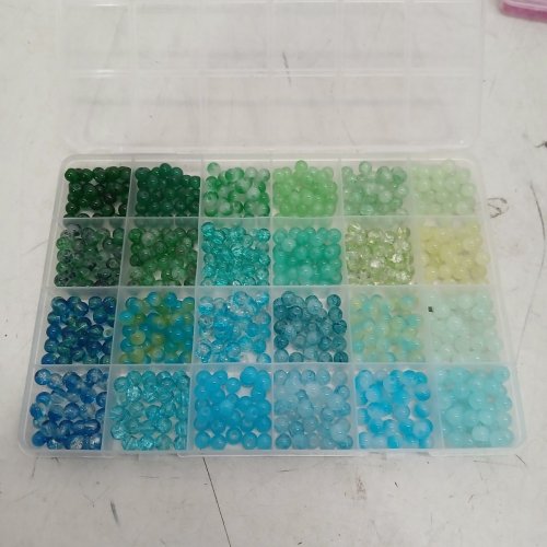~2500PC ASSORTED CRAFT BEADS IN STORAGE ORGANIZERS - MULTICOLOUR image 3