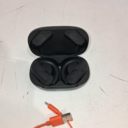 JBL BY HARMAN ENDURANCE PEAK 3 - TRUE WIRELESS HEADPHONES, WATER AND DUST PROOF IN EAR HEADPHONES WITH 50 HOURS OF PLAYBACK TIME - -BLACK (MODEL: JBLENDURPEAK3BLKAM) image 4