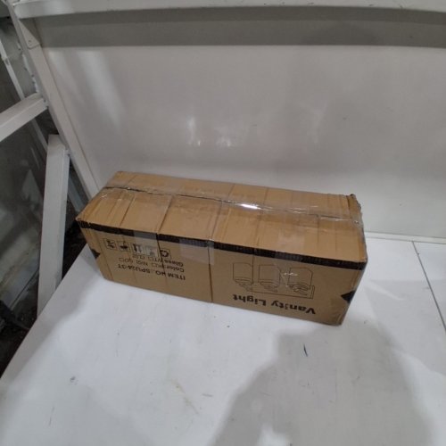 BATHROOM VANITY LIGHT FIXTURE - GOLD (MODEL: SPU24-3T) image 4
