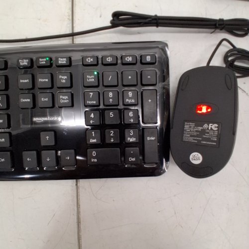 2PC AMAZON BASICS WIRED KEYBOARD AND MOUSE SET - BLACK (MODEL: HK3069) image 2