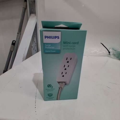 PHILIPS MINI CORD WITH SURGE PROTECTION AND THREE GROUNDED OUTLETS - 6" - 245J - WHITE - (MODEL: 8028) image 2