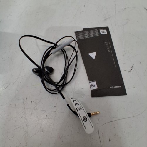 JBL BY HARMAN TUNE 205 WIRED IN EAR HEADPHONES WITH ONE-BUTTON REMOTE/MIC WITH HANDSFREE CALLING (MODEL: ‎JBLT205BLKAM) image 2