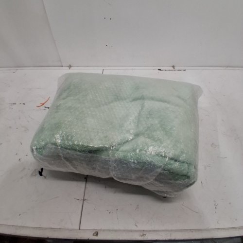 KATE SPADE PLUSH THROW BLANKET - 60" X 70" - MINT GREEN (MODEL: 1859162) image 5