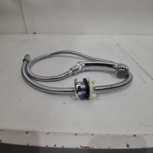 SHAMPOO BOWL SIDE SPRAYER HEAD WITH HOSE & FLANGE - 45" - CHROME image 3