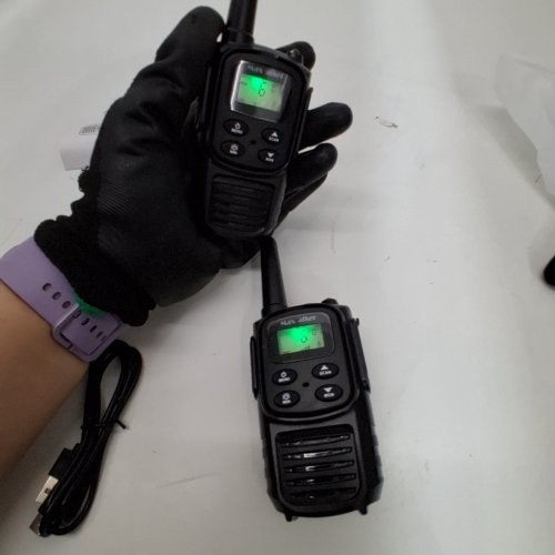 2PK MAXTALKER WALKIE TALKIES WITH FLASHLIGHT - 5KM RANGE - BLACK (MODEL: MT10) image 2