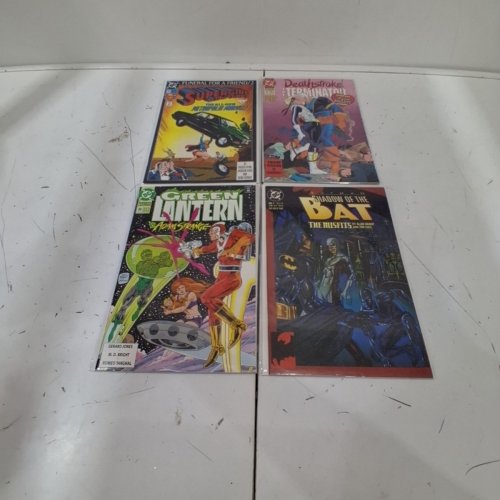 4 ASSTD DC COMICS BOOKS - BATMAN SHADOW OF THE BAT #7, GREEN LANTERN #38, DEATHSTROKE THE TERMINATOR #11, ACTION COMICS #685 - VARIOUS AUTHORS image 3