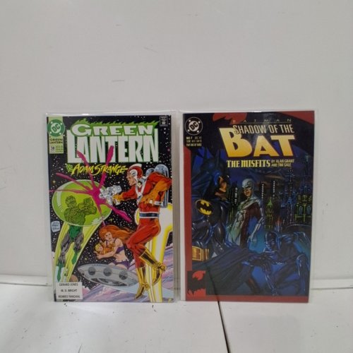 4 ASSTD DC COMICS BOOKS - BATMAN SHADOW OF THE BAT #7, GREEN LANTERN #38, DEATHSTROKE THE TERMINATOR #11, ACTION COMICS #685 - VARIOUS AUTHORS image 5