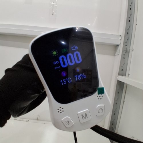 CARBON MONOXIDE DETECTOR PLUG-IN WALL WITH LCD DISPLAY - BLACK/WHITE (MODEL: MY-S17) image 2