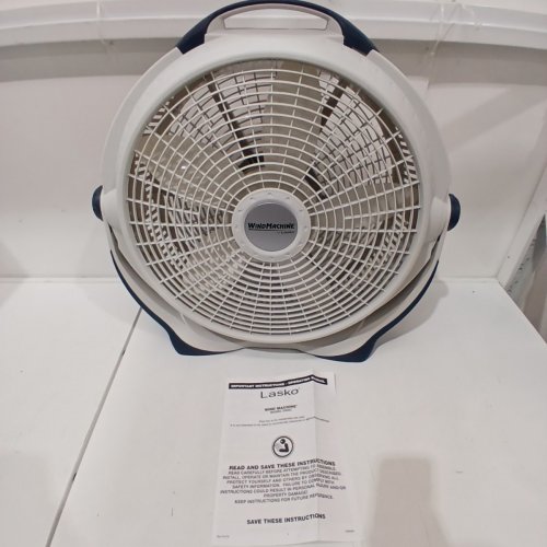 LASKO WIND MACHINE PIVOTING FLOOR FAN - 3 SPEEDS - 20" DIRECTIONAL AIR POWER - WHITE (MODEL:3300C) image 5