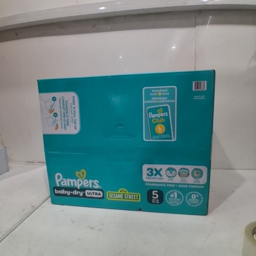 138PK PAMPERS BABY DRY ULTRA DIAPERS - SIZE 5 (20-37LBS) - SESAME STREET image 2