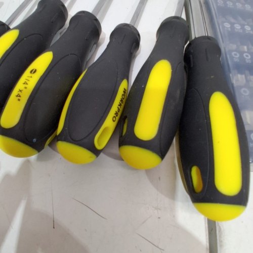 56PC WORKPRO SCREWDRIVER SET - BLACK /YELLOW (MODEL: 7008) image 5
