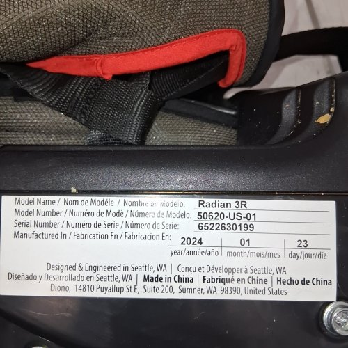 DIONO RADIAN 3R 3-IN-1 CONVERTIBLE REAR/FORWARD FACING CAR SEAT FOR UPTO 10 YEARS - 120LBS MAX/.CAP - JET BLACK (MODEL: 50620-NA-01) image 2