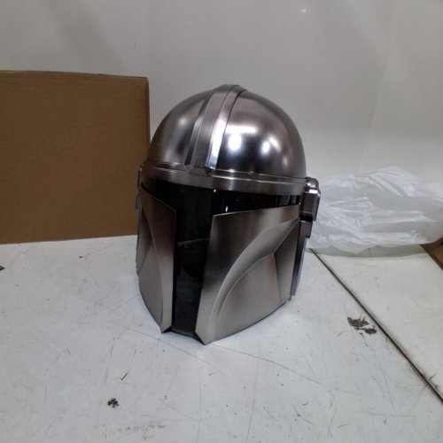 STAR WARS THE MANDALORIAN HELMET ROLEPLAY COLLECTIBLE image 2