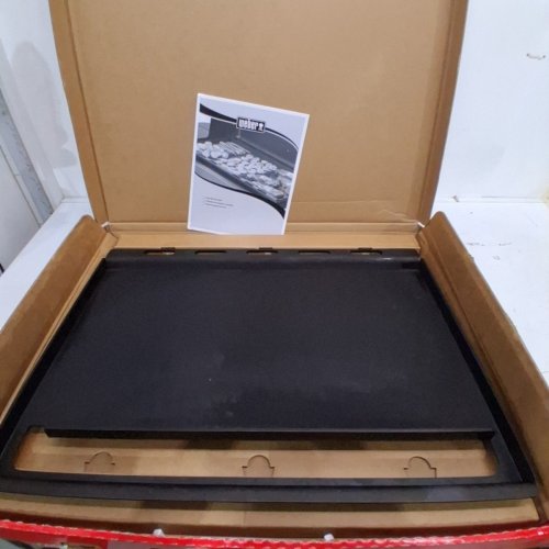 WEBER RUST-RESISTANT GRIDDLE - GENESIS 300 SERIES - 25.67" X 18.67" - BLACK (MODEL: 6788) image 2