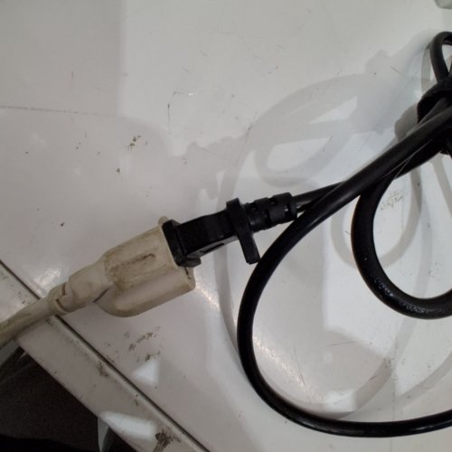 ARMORALL PORTABLE WET AND DRY PEAK HP VACUUM - 1.5 GALLONS - ORANGE/BLACK (MODEL: AA155) image 2