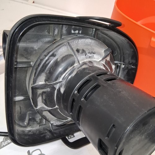 ARMORALL PORTABLE WET AND DRY PEAK HP VACUUM - 1.5 GALLONS - ORANGE/BLACK (MODEL: AA155) image 3