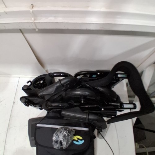 HELAVO ULTRALIGHT CARBON FIBER ROLLATOR WITH SEAT - 300LBS MAX - BLACK (MODEL: H1070) image 3