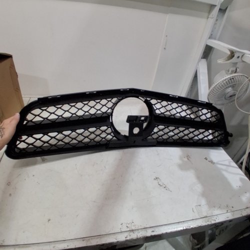 CAR FRONT GUARD GRILLE FRONT BUMPER GRILL ACCESSORY FOR MERCEDES- BENZ C CLASS 2008-2014- BLACK image 3