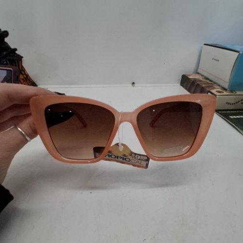 WOMENS TROPICAL 100% UV PROTECTION OVERSIZED CAT EYE SUNGLASSES - PEACH image 4