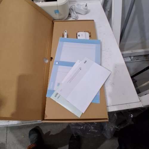 CRICUT EXPLORE 5 SMART CUTTING MACHINE - 12" - WHITE (MODEL: CXPL204C) image 4