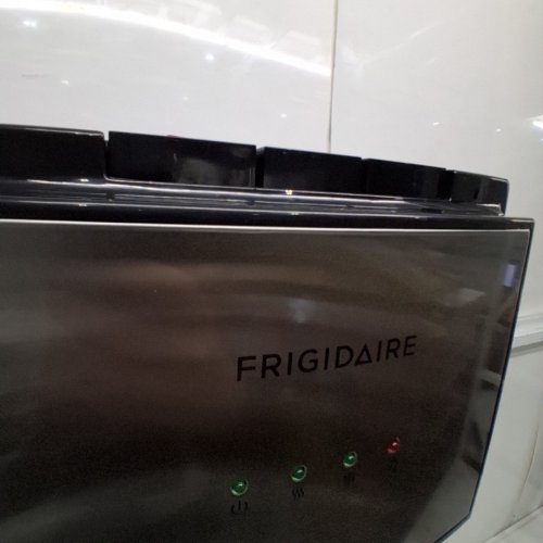 FRIGIDAIRE HOT AND COLD WATER DISPENSER - 5 GALLON - STAINLESS STEEL/BLACK (MODEL: EFWC505) image 3