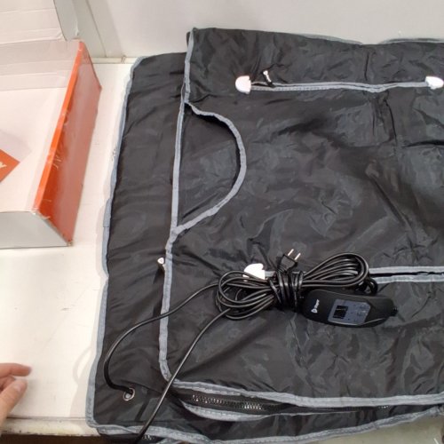 LIFEPRO BIOREMEDY INFRARED SAUNA WRAP - REGULAR (31"X71") - BLACK - (MODEL: ‎LP-BRMDYR-BLK) image 4