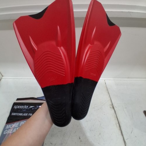 MEN'S SPEEDO SWITCHBLADE FIN SWIMMING FLIPPERS - MEDIUM (7-8) - RED/BLACK image 3