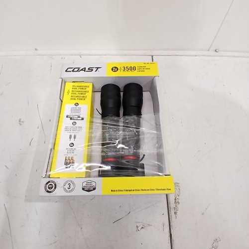 2PK COAST WATERPROOF FLASHLIGHT WITH 3500 LUMENS - IP54 WITH DUAL POWER - BLACK/RED (MODEL: 1937911). image 4