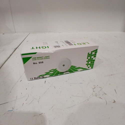 4PK DUSK-TO-DAWN SENSOR LED NIGHT LIGHT 100 V-240 V, 50HZ, 0.5W - WARM (STYLE: 608) image 2